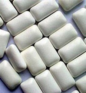 جویدن آدامس به حافظه آسیب می زند! آدامس