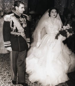 عکسی از مراسم عروسی محمدرضا پهلوی و ثریا بختیاری محمدرضا پهلوی و ثریا بختیاری