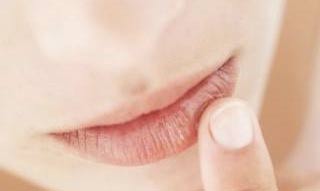 6 روش برای درمان ترک لب ها