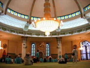 مسجد بسیار زیبای معلق روی آب مسجد معلق,مسجد زیبا