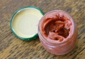 آموزش ساخت رژلب در منزل آموزش ساخت رژلب در منزل