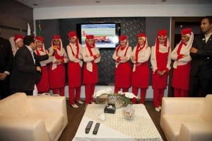 زنان مهماندار هواپیمای پرسپولیس با لباس پرسپولیسی! +عکس زنان پرسپولیسی