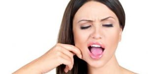 با یوگای صورت چهره ای جذاب تر داشته باشید! (حرکات مخصوص زیبایی چهره) با یوگای صورت چهره ای جذاب تر داشته باشید!