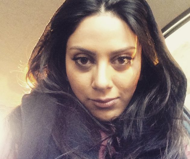 مونا فرجاد مونا فرجاد