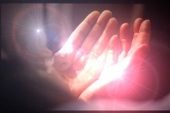 8 خاصیت ذکر خدا در قرآن