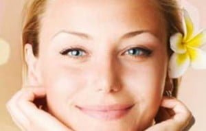 چگونه پف زیر چشم را از بین ببریم؟