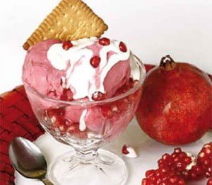 طرز تهیه بستنی انار مخصوص شب یلدا طرز تهیه بستنی انار مخصوص شب یلدا