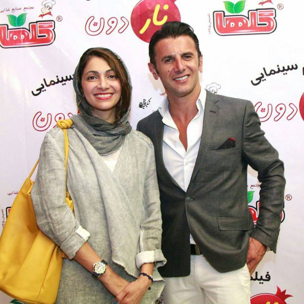  نیلوفر خوش‌ خلق