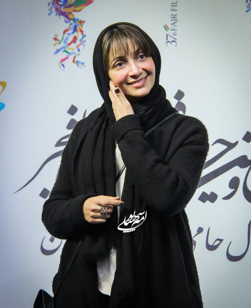  نیلوفر خوش‌ خلق