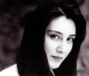 بیوگرافی هدیه تهرانی و اطلاعات زندگی شخصی و هنری این بازیگر بیوگرافی هدیه تهرانی و اطلاعات زندگی شخصی و هنری این بازیگر