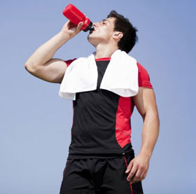 بعد از تمرین ورزشی چه نوشیدنی بنوشیم؟