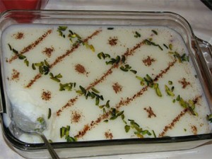 آموزش تهیه فرنی نارگیلی آموزش تهیه فرنی نارگیلی