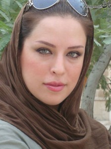بیوگرافی لادن سلیمانی و عکس های لادن سلیمانی و دختر هانیه غلامی بیوگرافی لادن سلیمانی و عکس های لادن سلیمانی و دختر هانیه غلامی