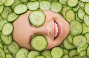 ماسک ضد چروک فوق العاده با خیار + روش تهیه و مصرف این ماسک ماسک ضد چروک فوق العاده با خیار + روش تهیه و مصرف این ماسک