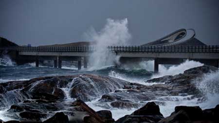 عکس های خاص ترین و زیباترین جاده های جهان