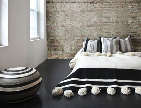 استفاده از جاجیم سیاه و سفید در دکور منزل