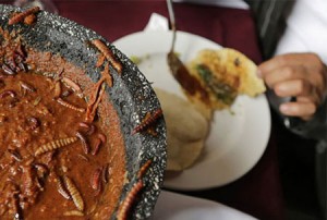 خوردن این غذاها دل شیر می خواهد! +عکس
