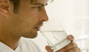 علائم کم آبی بدن علائم کم آبی بدن