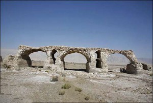 پل لاتیدان طولانی ترین پل تاریخی ایران +عکس