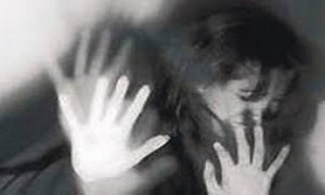 نقشه مرد شیطان برای تجاوز جنسی به دختر 5 ساله! نقشه مرد شیطان برای تجاوز جنسی به دختر 5 ساله!