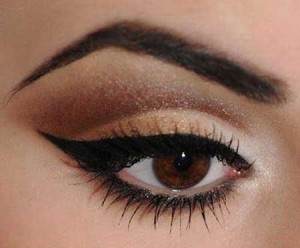 زیبایی و جذابیت ارایش چشم با ترکیب های رنگی زیبایی و جذابیت ارایش چشم با ترکیب های رنگی