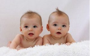 چگونه دوقلوها در بارداری به وجود می آیند؟ چگونه دوقلوها در بارداری به وجود می آیند؟
