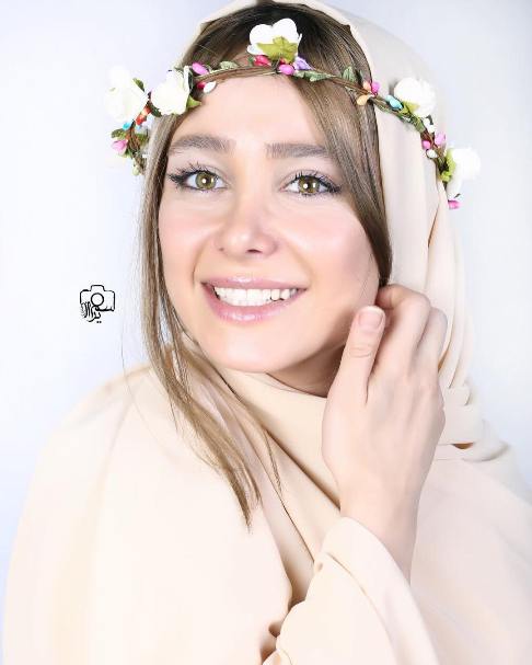 عکس های جذاب آتلیه ای و سلفی الناز حبیبی