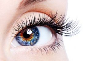 اگر این علائم را در چشم دیدید به چشم پزشک مراجعه کنید