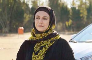 فرشته سرابندی بازیگر نقش سیمین در سریال دور دست ها