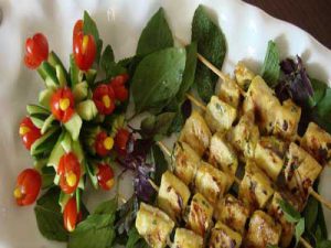 طرز تهیه ماهی کباب در پیک نیک و مسافرت
