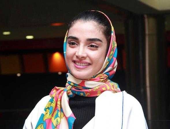 بیوگرافی الهه حصاری ؛ عکس الهه حصاری و مادرش