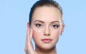بهترین کرم برای رفع چین و چروک دور چشم بهترین کرم برای رفع چین و چروک دور چشم
