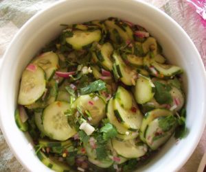طرزتهیه سالاد رژیمی پیاز و گشنیز طرزتهیه سالاد رژیمی پیاز و گشنیز