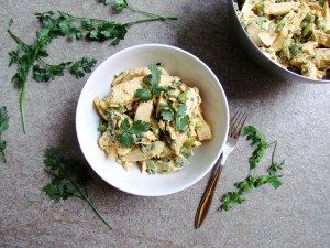 طرز تهیه سالاد کرفس و مرغ