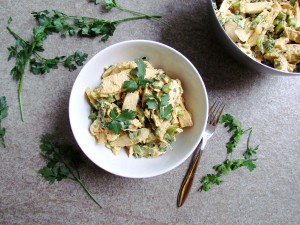 طرز تهیه سالاد کرفس و مرغ