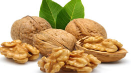 خاصیت گردو برای زنان حامله | زنان باردار گردو بخورند