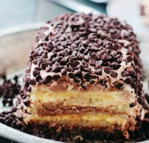 طرز تهیه کیک موز و شکلات