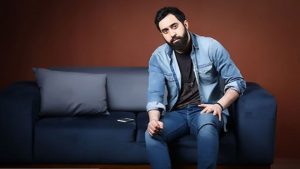 مهدی یراحی | بیوگرافی و عکس های مهدی یراحی و دانلود آهنگ های مهدی یراحی