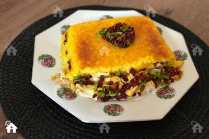 طرز تهیه ته چین مرغ و قارچ با پلوپز طرز تهیه ته چین مرغ و قارچ با پلوپز