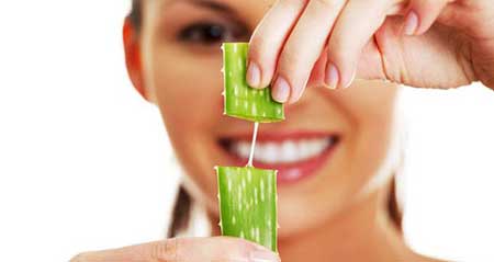 درمان زخم و جای جوش با آلوئه ورا