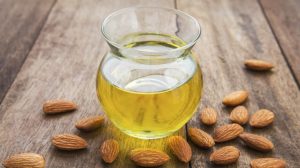 خاصیت روغن بادام شیرین برای پوست و مو خاصیت روغن بادام شیرین برای پوست و مو