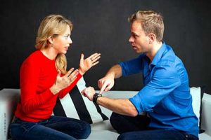 دلیل خیانت کردن مرد با وجود داشتن همسر زیبا و متعهد چیست؟