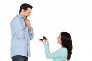 پیش قدم شدن دختران برای ازدواج و یا خواستگاری کردن دختران خوب است یا بد؟ پیش قدم شدن دختران برای ازدواج و یا خواستگاری کردن دختران خوب است یا بد؟