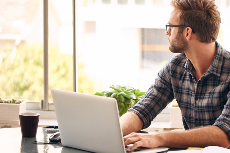 ترفندهای مفید برای افرادی که دورکار هستند (کار در منزل)