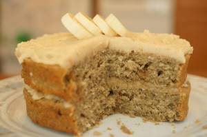 طرز تهیه کیک موز و نارگیل