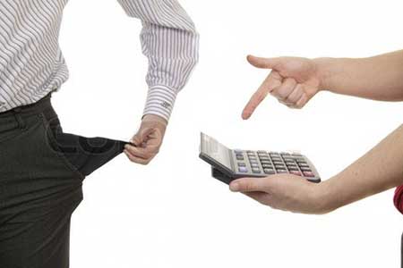 چگونه با همسر ولخرج باید زندگی کرد و او را مدیریت کرد؟