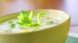 طرز تهیه سوپ کرفس پیش غذای خوشمزه