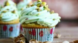 طرز تهیه کاپ کیک پسته ای کیک مدرن و خوش طعم