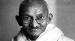 جملات زیبای گاندی رهبر هند درباره موفقیت در زندگی