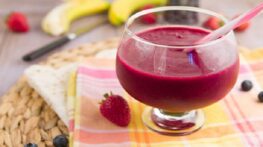 طرز تهیه نوشیدنی ورزشی خانگی